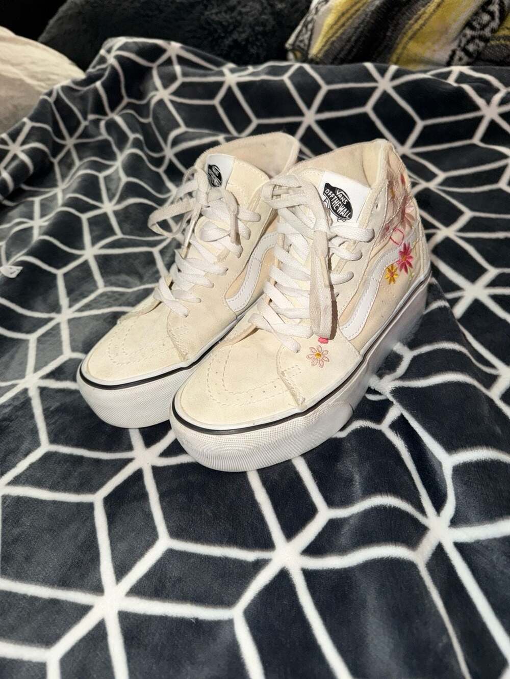 Vans Sk8-Hi Stacked Floral Embroidery Platform Sneakers Women's Size 6.5